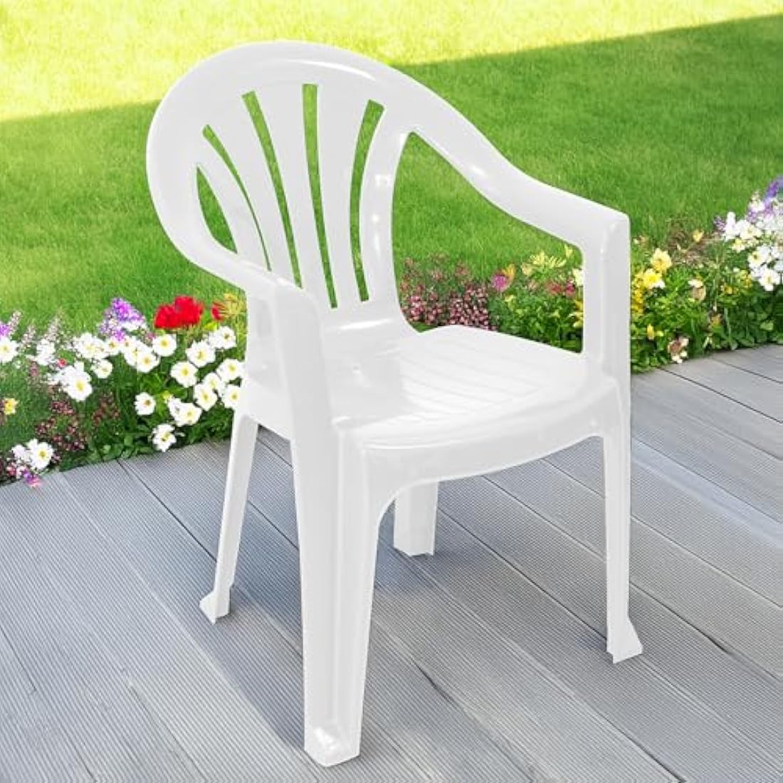 CrazyGadget® Plastic Garden Low Back Chair Stackable Patio Outdoor Party Seat Chairs Picnic White