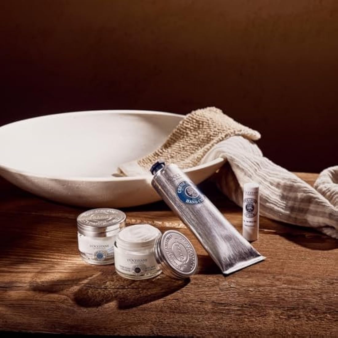 L'OCCITANE Moisturizing and Soothing Shea Butter Whipped Face Mask Cream | Enriched with Shea Butter | Vegan & 98% Readily Biodegradable | Premium & Clean Beauty Daily Cream Mask for All Skin Types