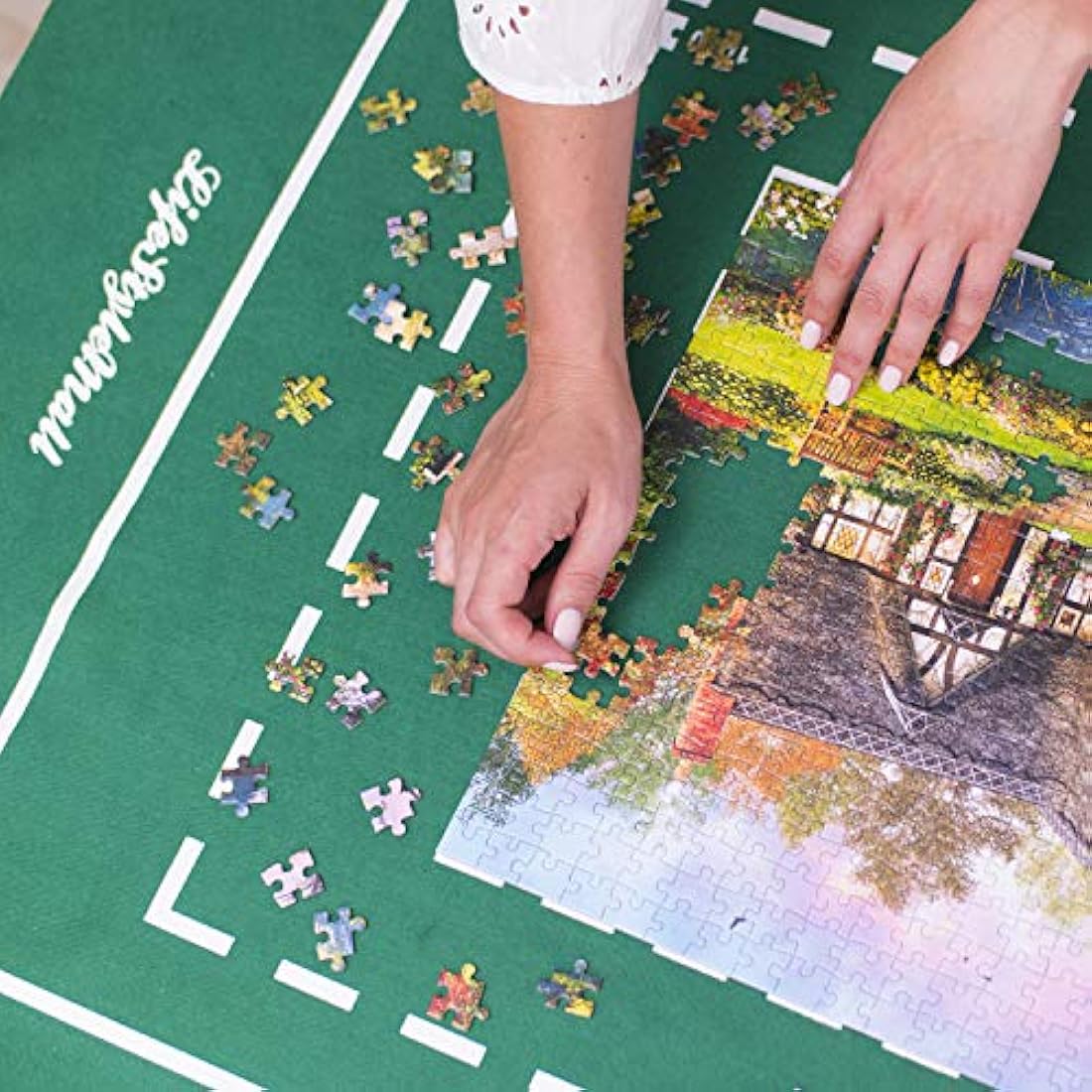 LifeStyleMall Jigsaw Mat - 1500 Pieces - Green Felt - Classic Style - Portable Puzzle Mat - 1 Set - 1 Item - 1500 Pieces - 1 Count - 12 - Adult