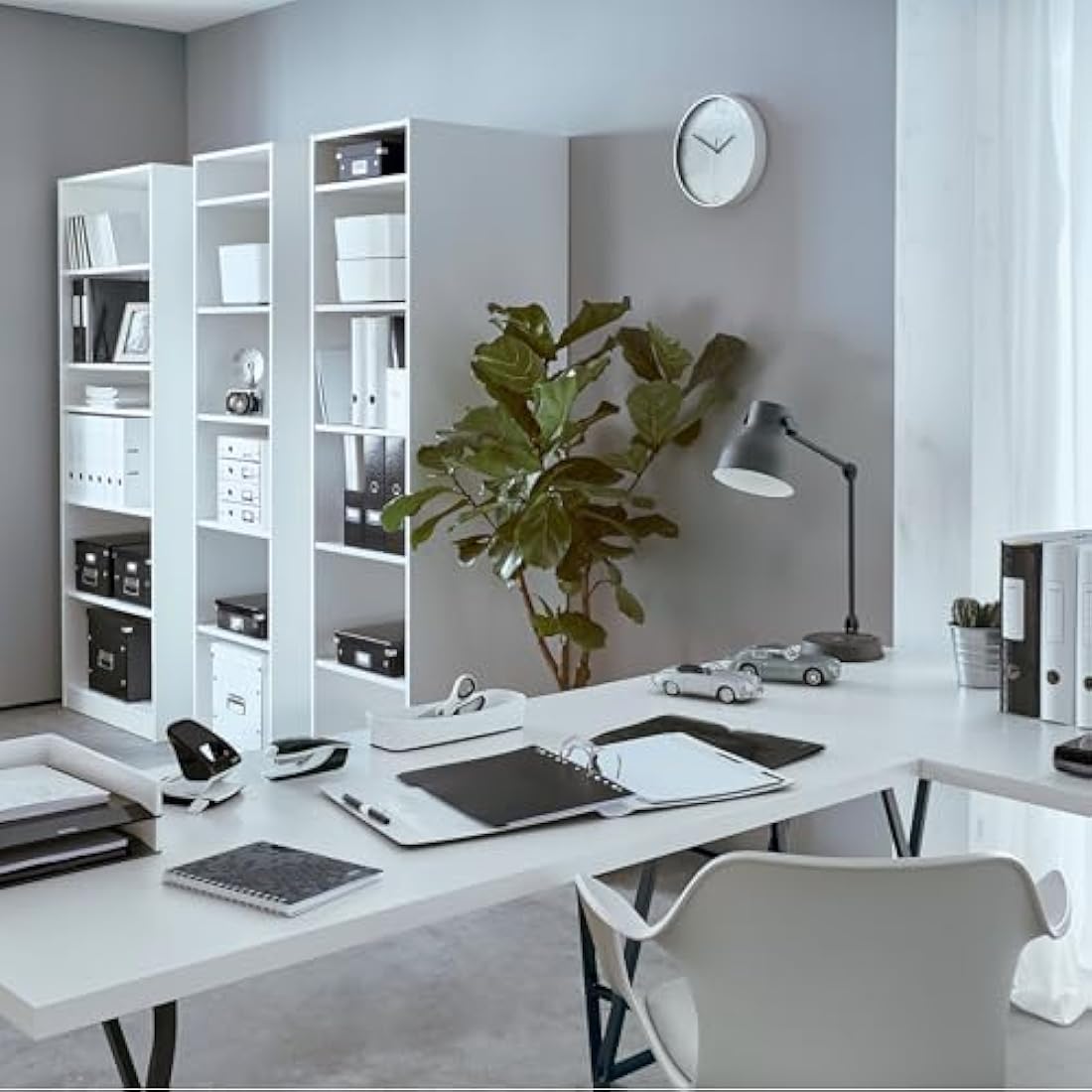 Leitz A4 Display Book, 40 Pockets, 80 Sheet Capacity, Transparent Pockets, Purple, WOW Range, 46320062