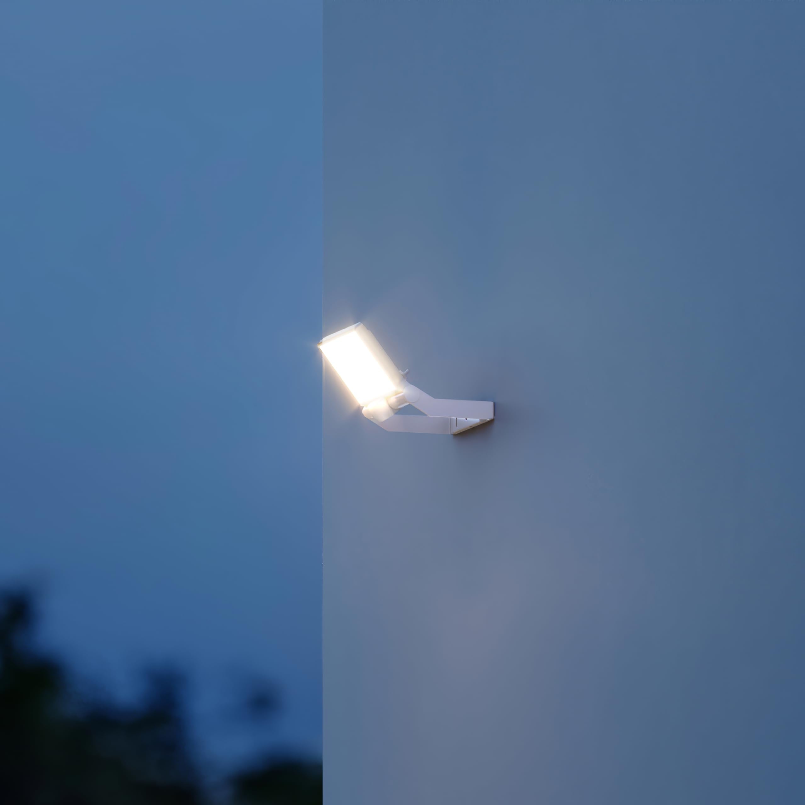 Steinel LED Outdoor Floodlight XLED ONE S White, 180 Motion Detector, 18.6 W, 2050 lm, Warm White, Aluminium