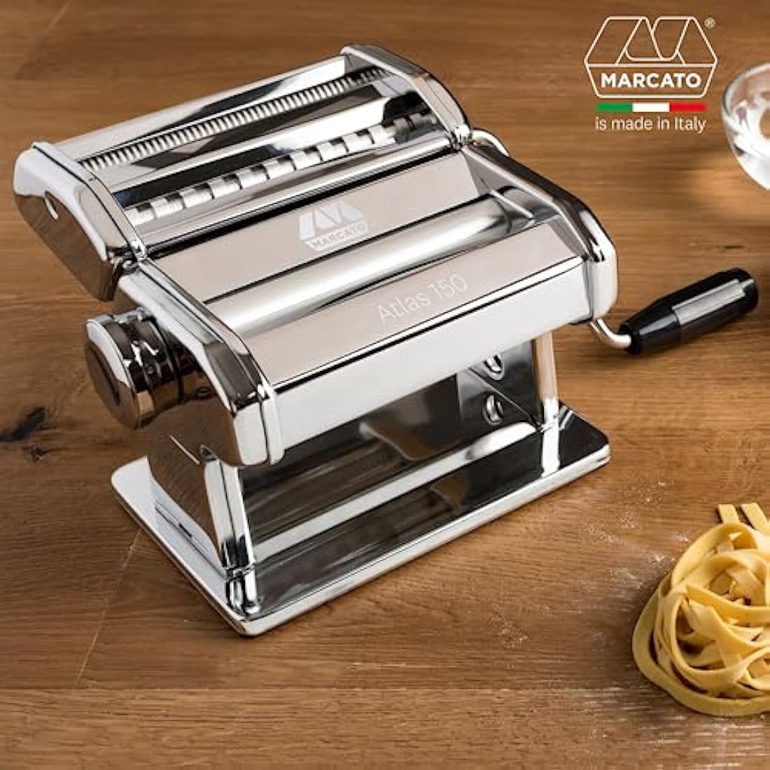 Marcato Pasta Machine, Pasta Maker, Pasta Roller for Handmade Fresh Pasta, Made in Italy, Chromed Steel, for Lasagna, Fettuccine, Tagliolini, Compatible with 12 Extra Pasta Shapes. Model: Atlas 150