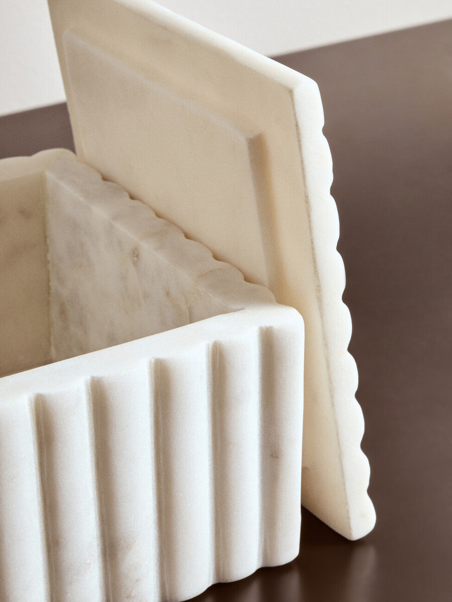 Savio Square White Fluted Marble Box