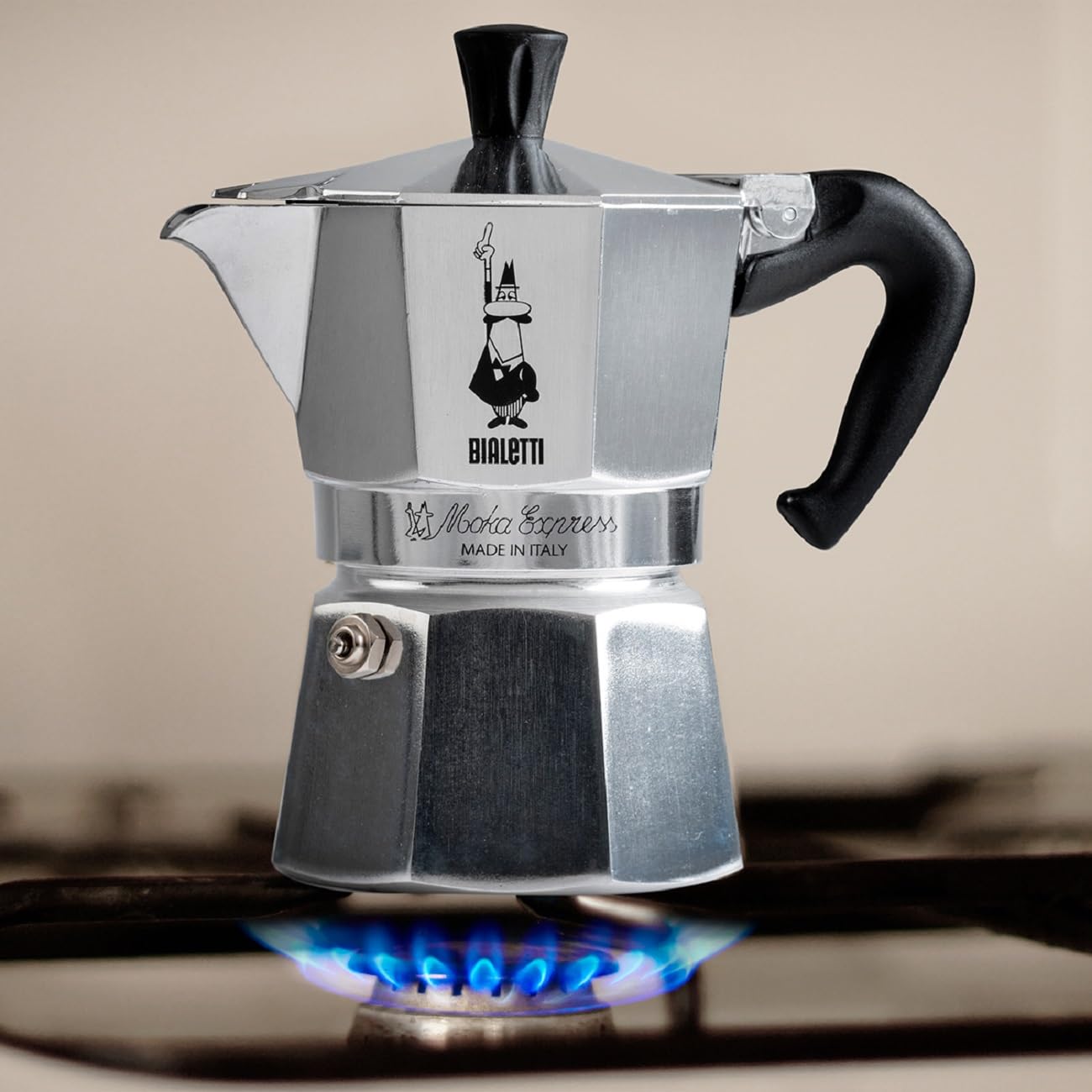Bialetti 6800 Moka Express 6-Cup Stovetop Espresso Maker