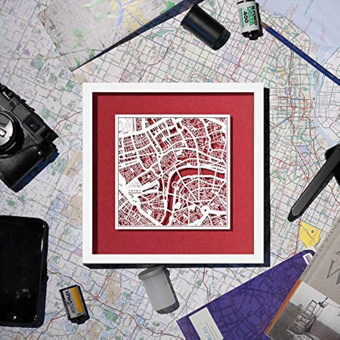 O3 DESIGN STUDIO Amsterdam Marco de Papel para mapas, White map, White frame, 9x9 inches, Gift Boxed, 4 background color, self-changing, Paper Art