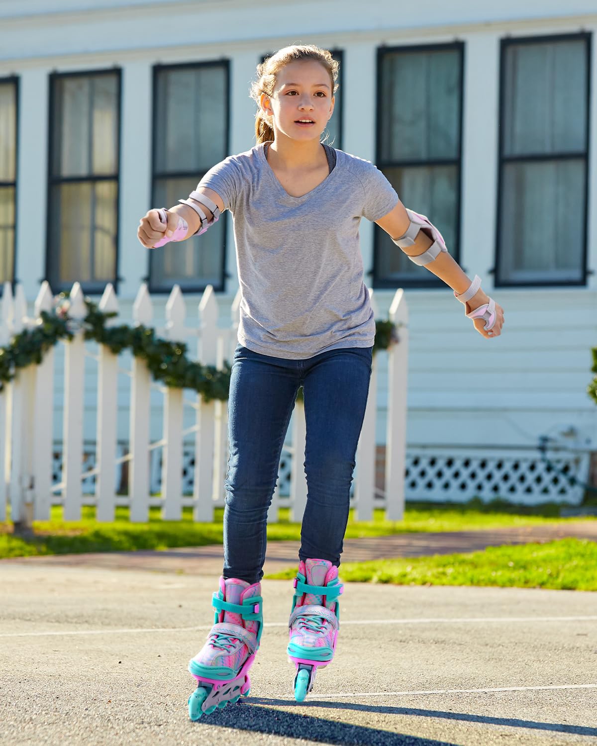 Sportneer Inline Skates for Children 30-41 Adjustable Inline Skates with 6 Protectors Set for Children Girls Women 8 LED Inline Skates Children