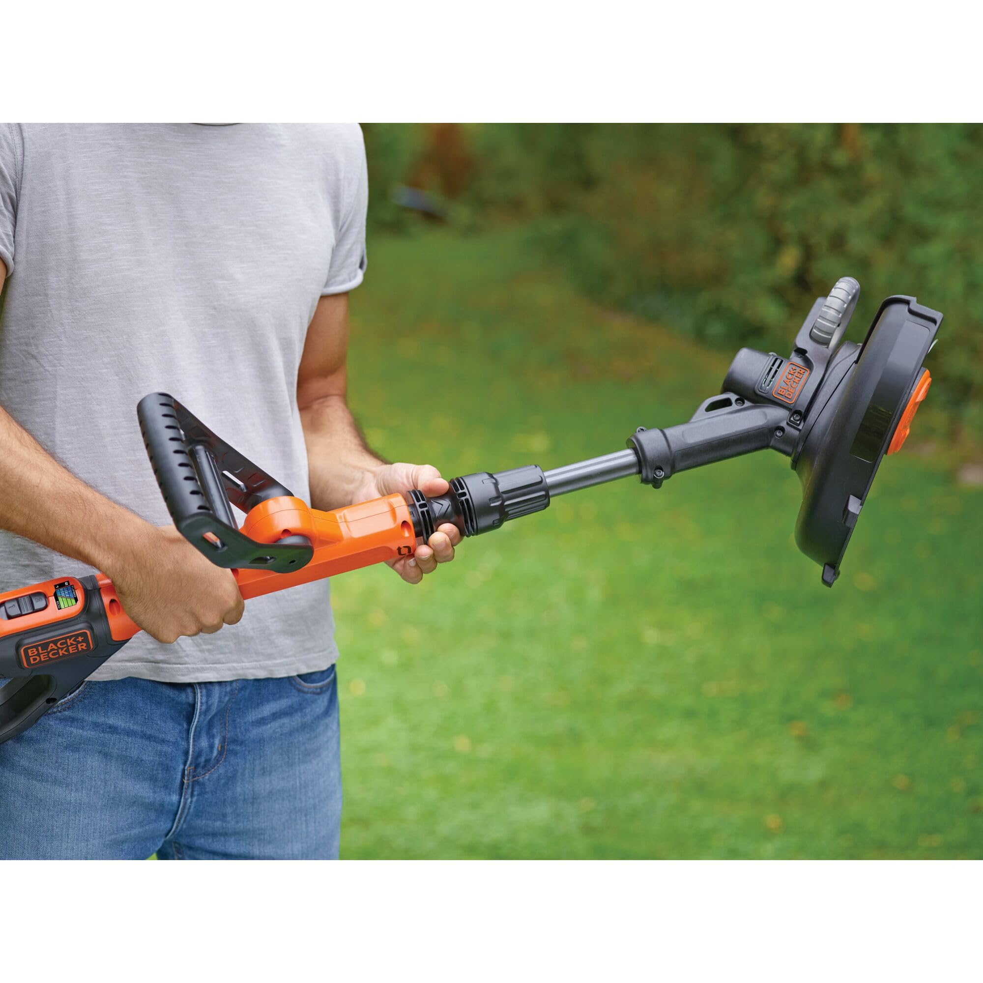 BLACK+DECKER Grass String Trimmer, 18V, Cordless, 28cm Cutting Width with Automatic Single line Feed, 18V Battery is not Included, STC1820PC-XJ