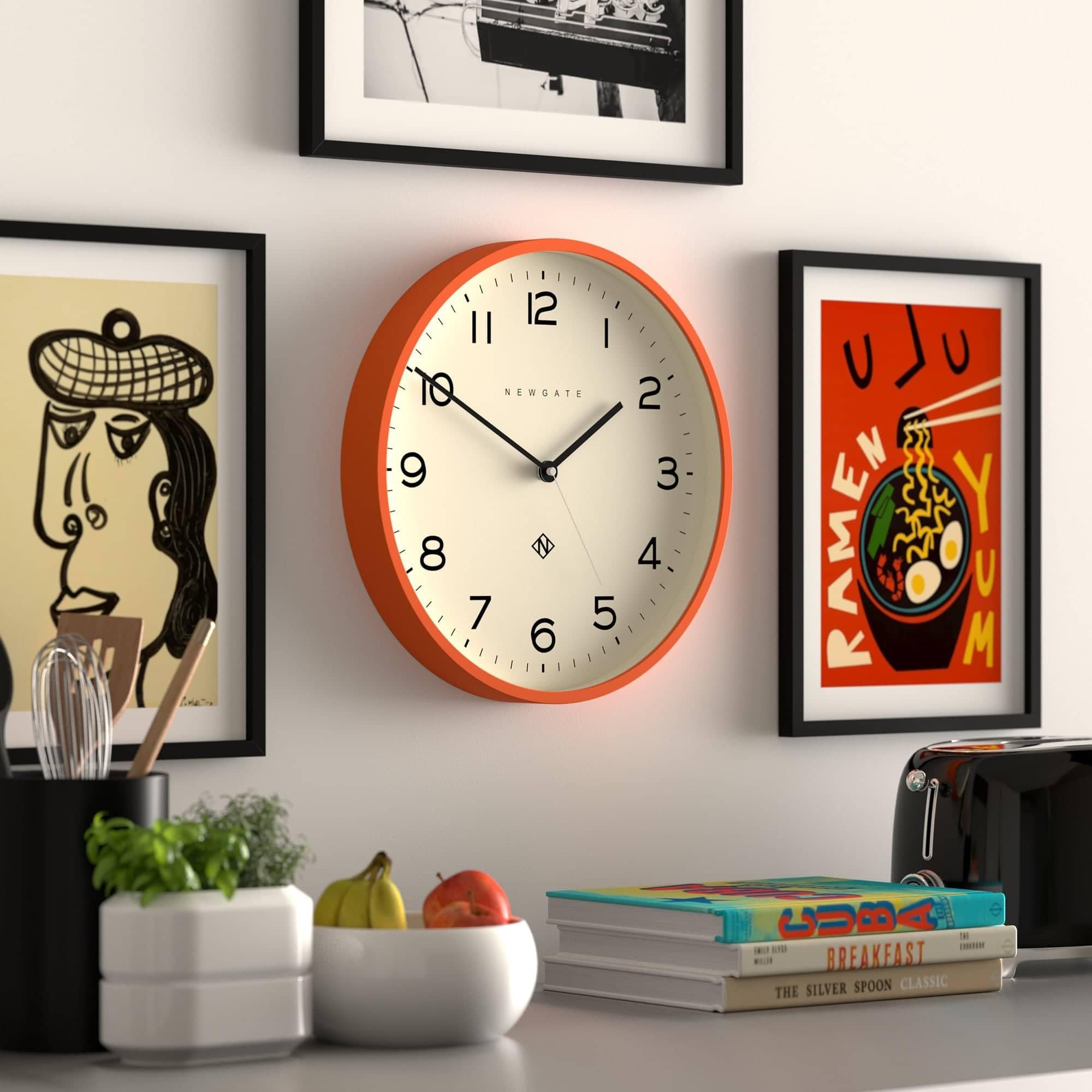 NEWGATE Echo Number Three Modern Wall Clock Wall Clocks - Round Clock - Kitchen Clock - Clocks for Living Room - Office Clock - Contemporary Case -
