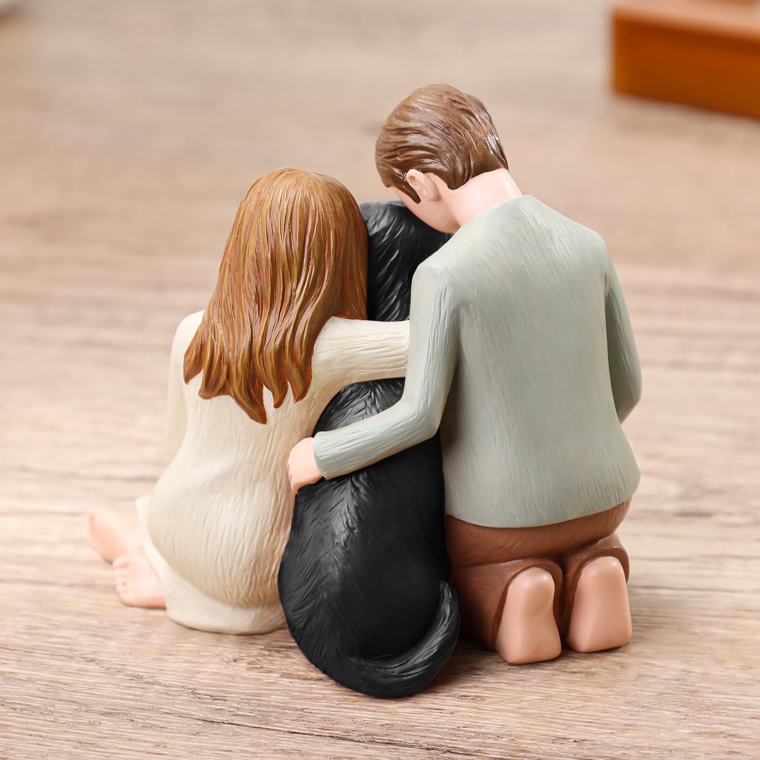 Carracci Couple with Black Dog Figurines Ornaments, Loss of Dog Sympathy Gift, We are A Family Black Dog Memorials Statues for Dog Lovers