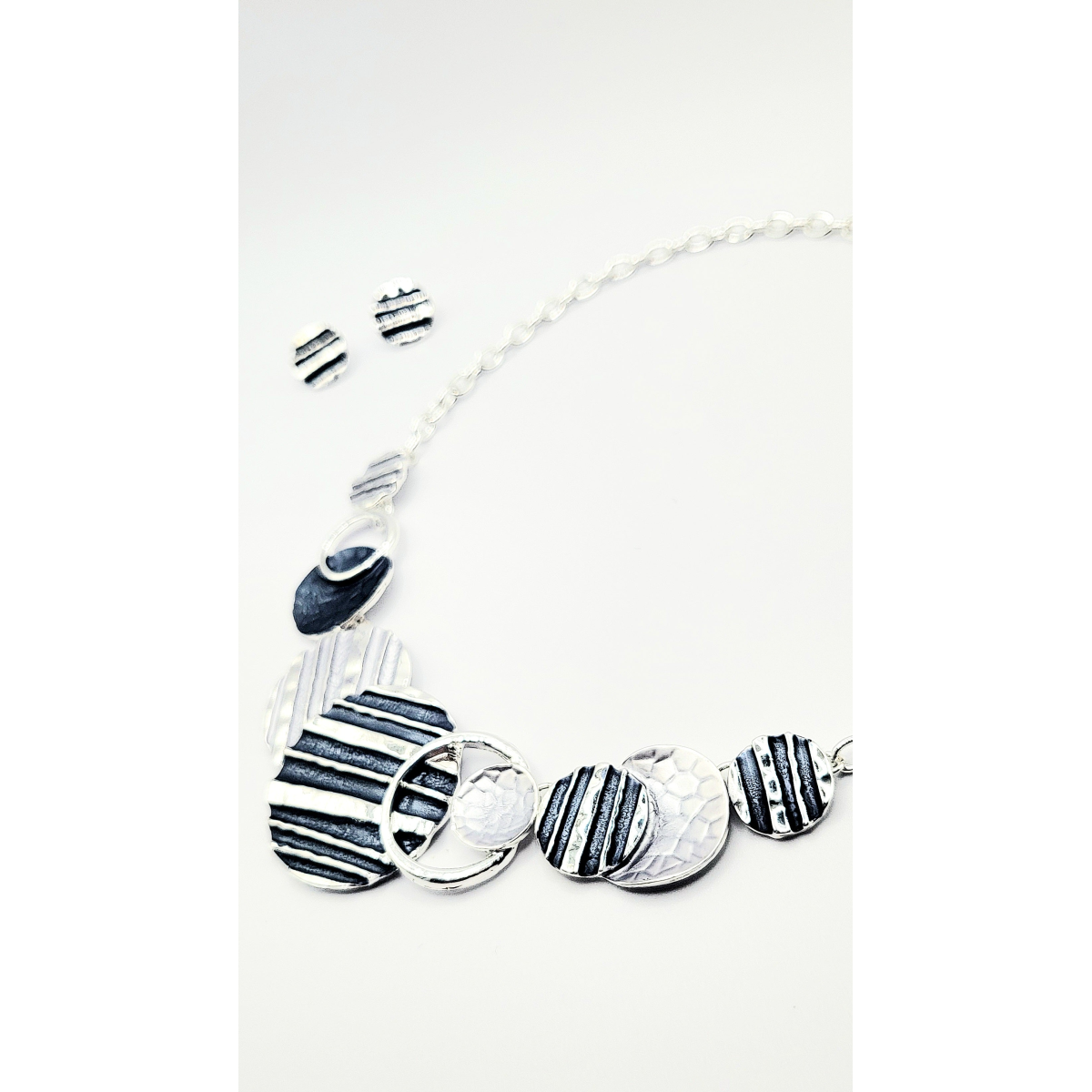 Abstract Disc Necklace & Earrings Set