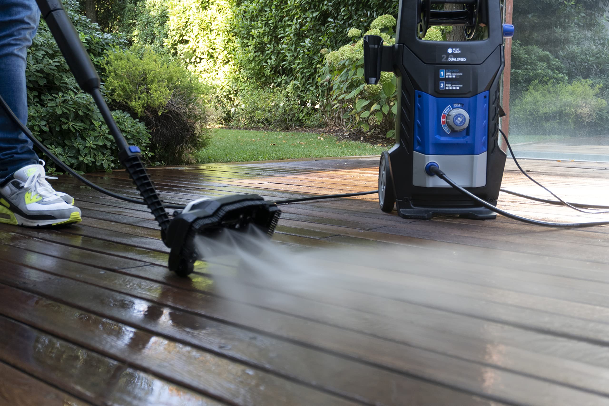 AR Blue Clean Aqua Sweeper ? Water Cleaner