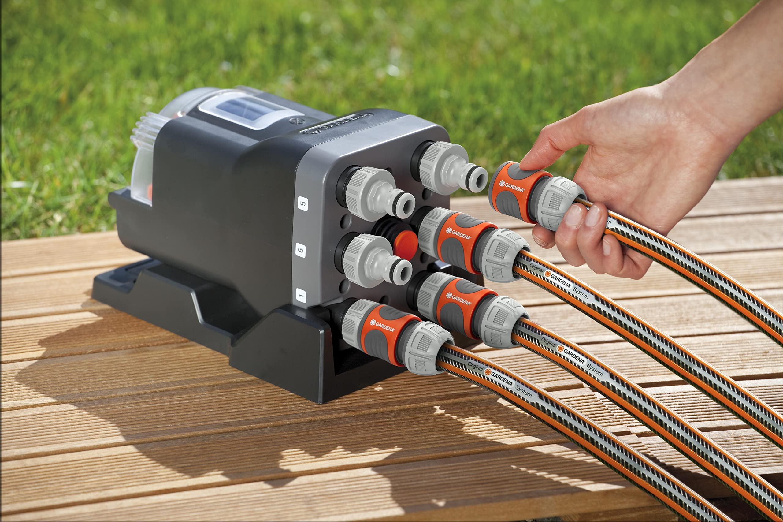 Gardena Water Distributor automatic: 6-point distributor, simple operation, space-saving, allows flexible use, ideal even at low water pressure, 3/4