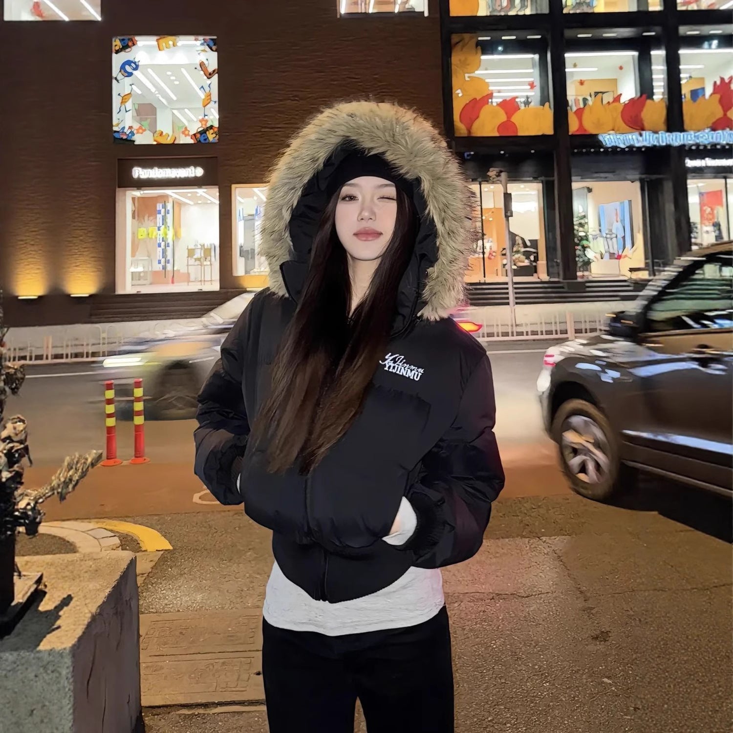 American Winter Short Faux Fur Collar Padded Coat For Women