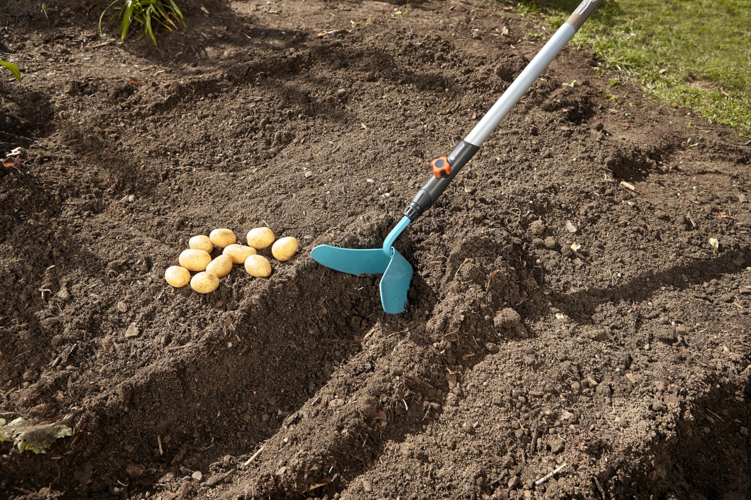 GARDENA combisystem Ridge Plow: Robust coulter with working width 16 cm, ideal garden accessories for ridging of potatoes and vegetables, suitable for