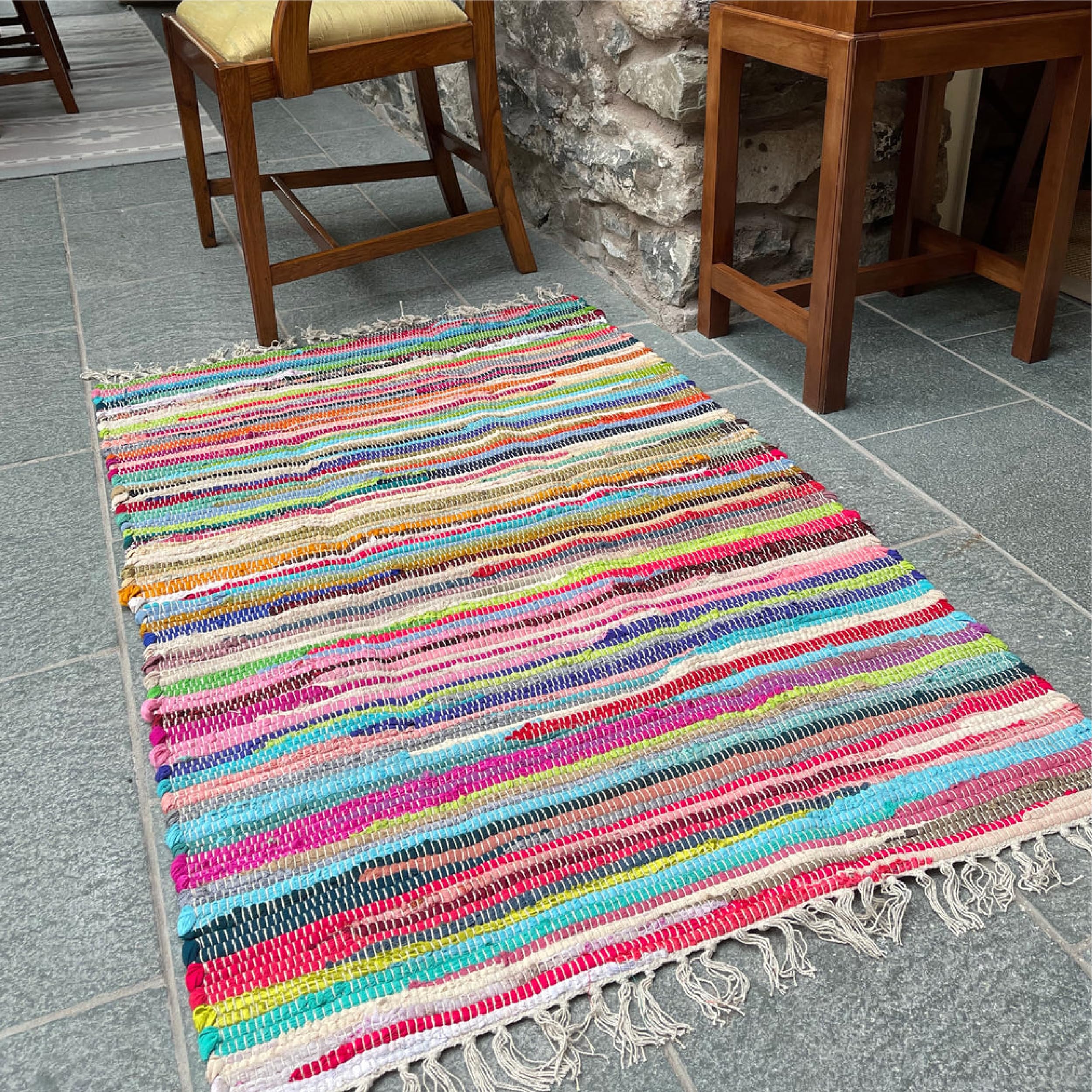 Second Nature Online - SHANTI Multi Coloured Rug | Hand Woven | Eco-Friendly: 100% Recycled Fabric | Ethically Sourced | Flat Weave (180 cm x 180 cm)
