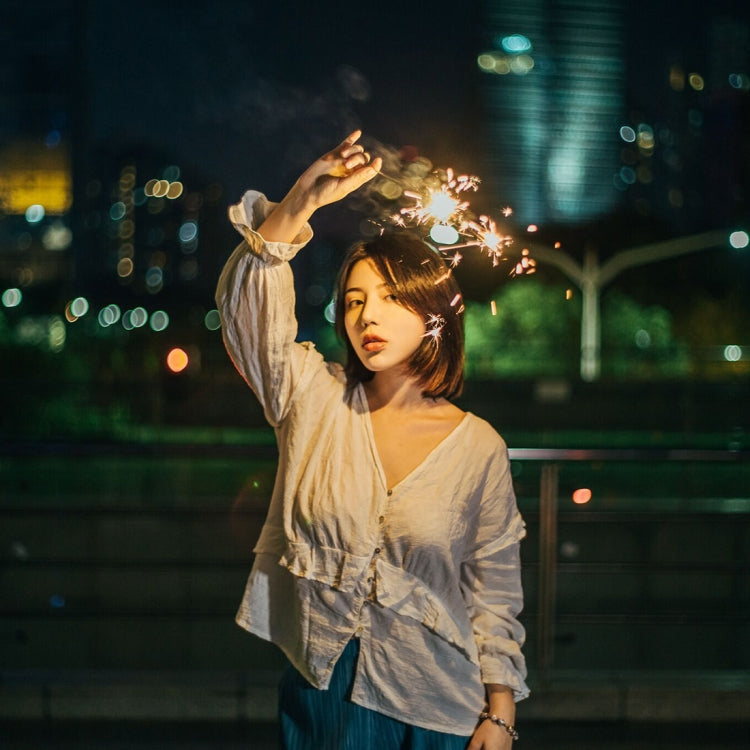 LUXCeO P7RGB Pro Colorful Photo LED Stick Video Light APP Control Adjustable Color Temperature Waterproof Handheld LED Fill Light with Remote Control, P7RGB Pro