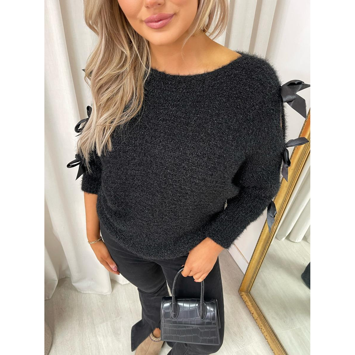 Cut Out Tie Bow Sleeve Detail Chunky Knitted Top