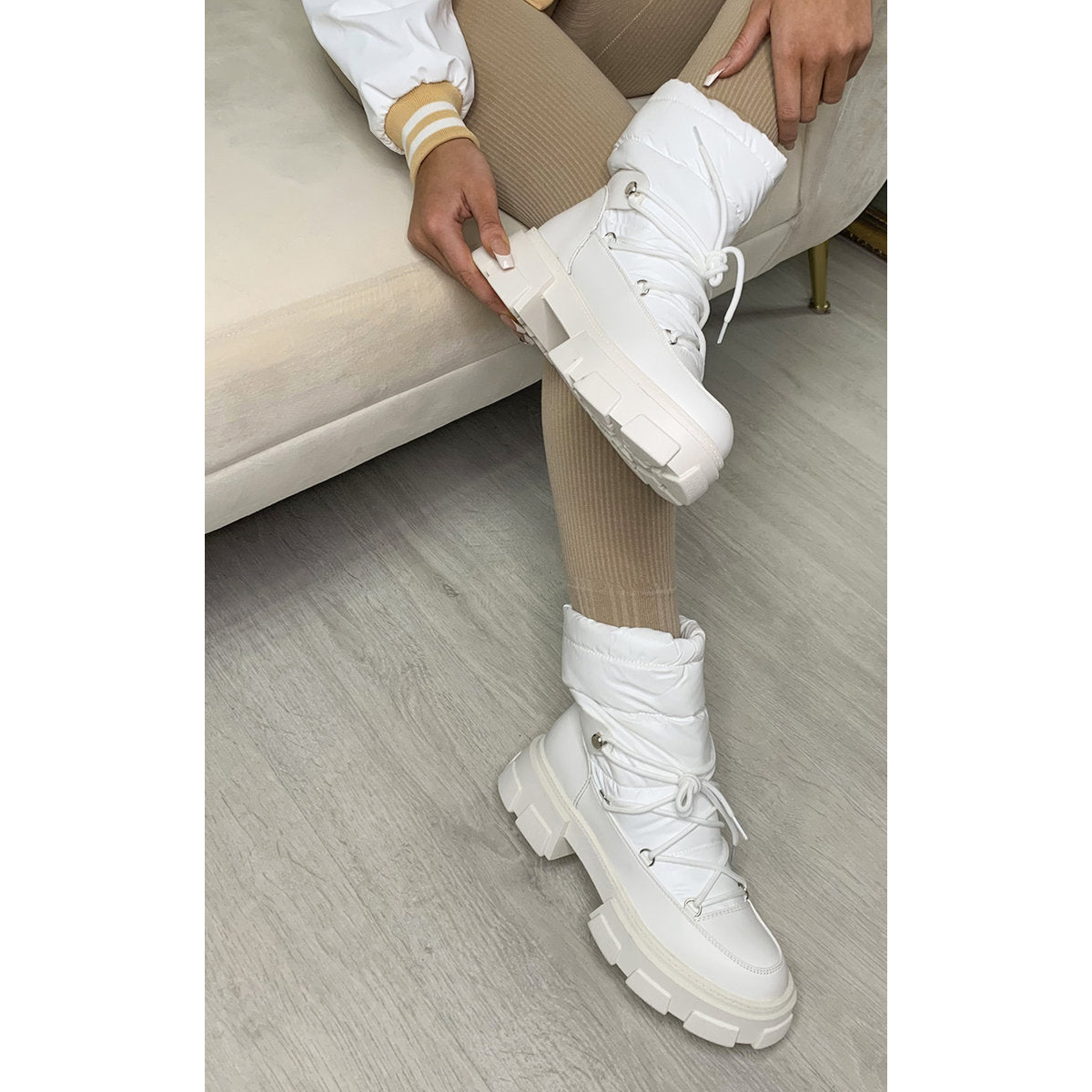 Padded Lace Up Chunky Sole Snow Boots