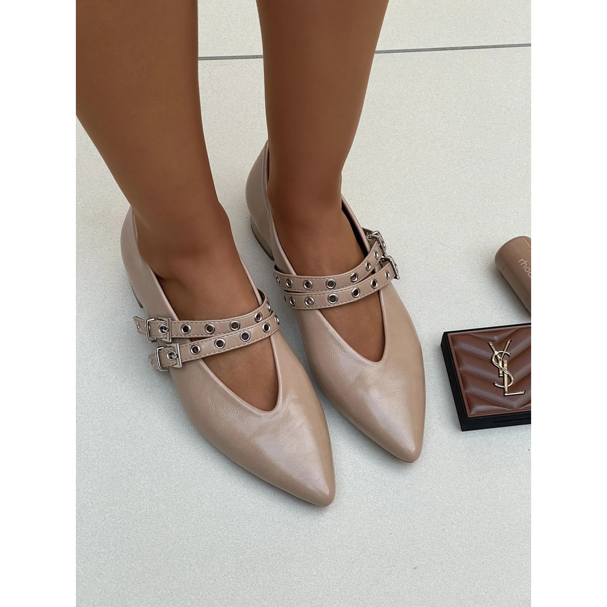 Low Heel Double Buckle Eyelet Strap Pointed Flat Shoes