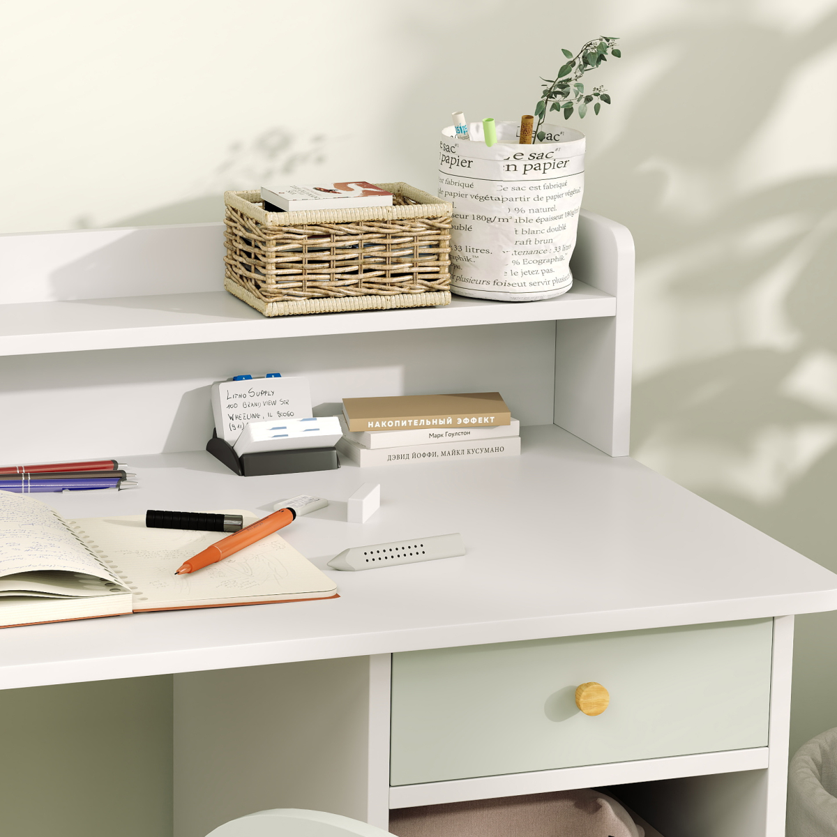 AIYAPLAY Kids Desk and Chair Set for Studying, Reading, Drawing, Green