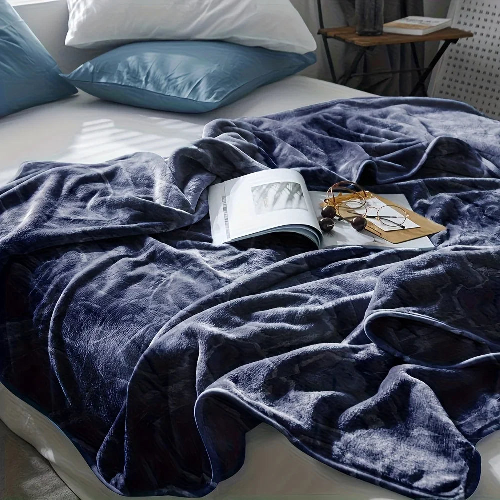 Luxurious Blue Flannel Throw Blanket - Ultra-Soft Cozy Winter Bedroom & Couch Cover,Good For Sleep,1KG,LARGE BLANKET 480GSM