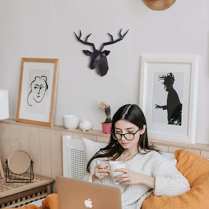 Modern Geometric Deer Head Wall Sculpture – Resin Antler Decor