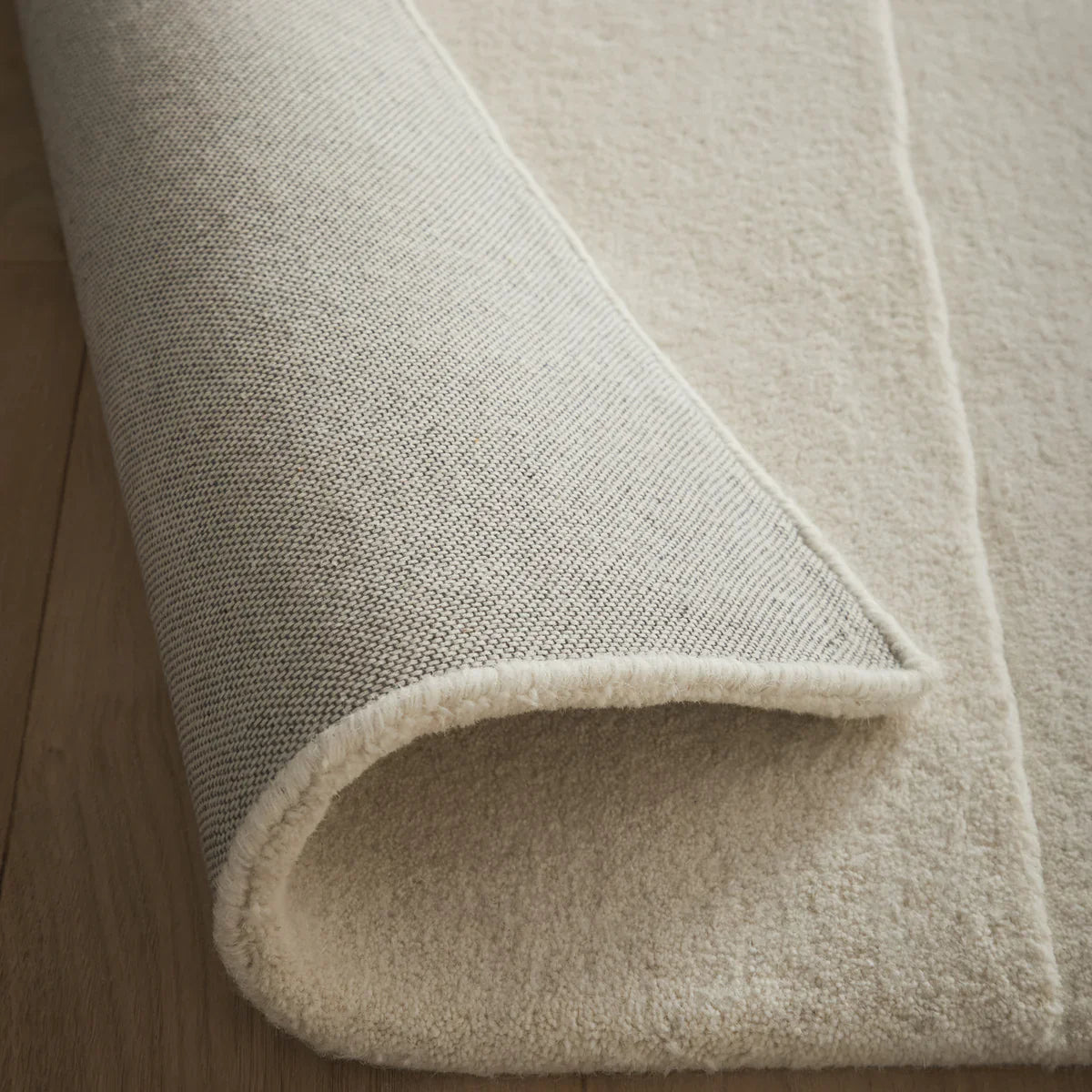 Origins Sculptured Rock | Cream
