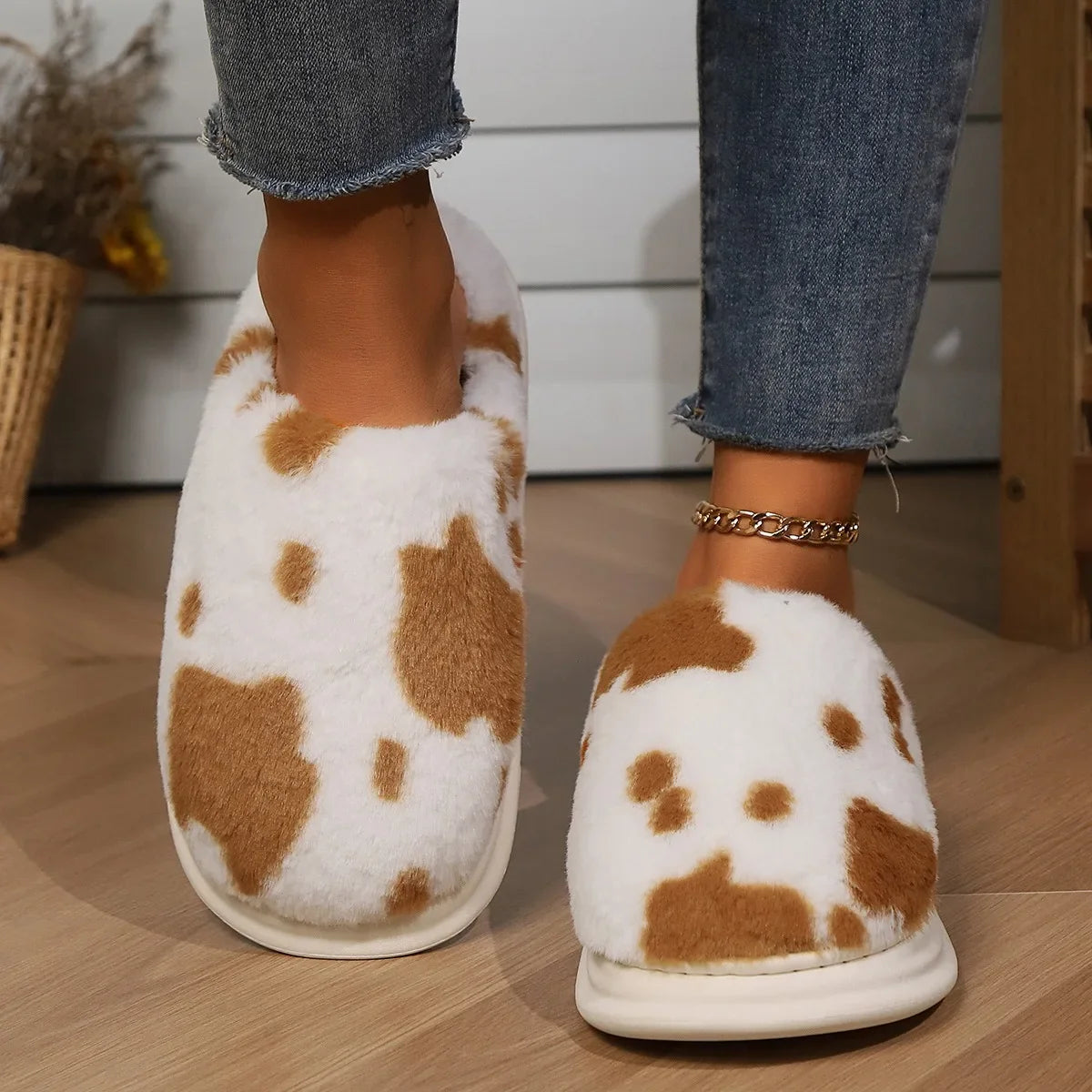 Pallene Cow milk Fuzzy Slippers Women Winter Cartoon Fur Slippers Soft Cozy Plush House Shoes Female Bedroom Cute Furry Slides