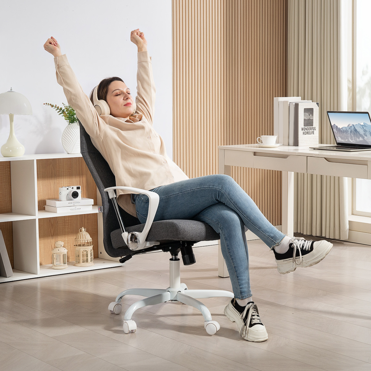 HOMCOM High Back Office Chair, Computer Desk Chair for Home