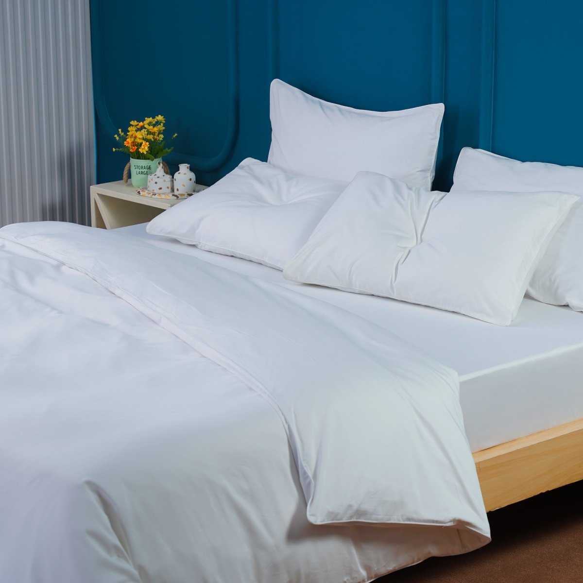 Ackly Bamboo - White Duvet Cover, Fitted Sheet & Pillowcases Set