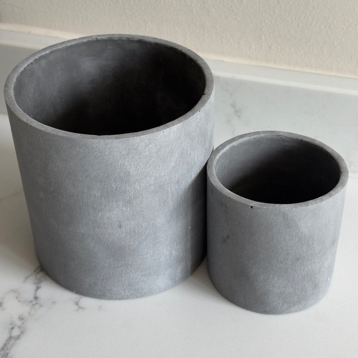Aurello | Brushed Grey Stone Resin Indoor Plant Pots (Set of 2) - Zestio