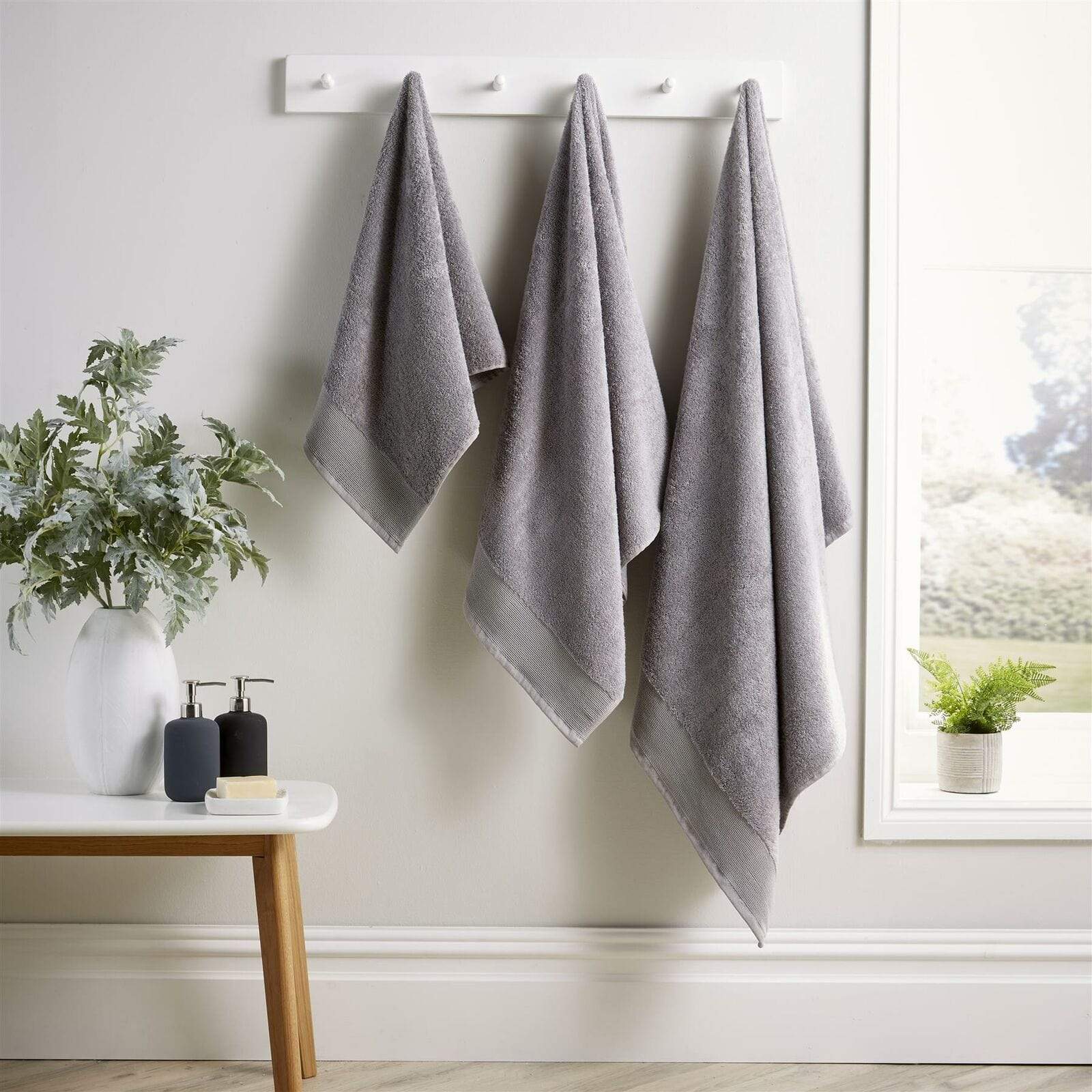 OLIVIA ROCCO Bamboo Cotton Luxury 600GSM Bath Towels Eco Friendly Highly Absorbent Soft Durable Designed In England Elegant Colours