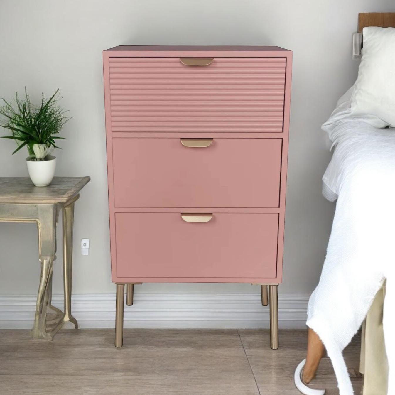 75CM PINK WOODEN 3 DRAWER CHEST OF DRAWER
