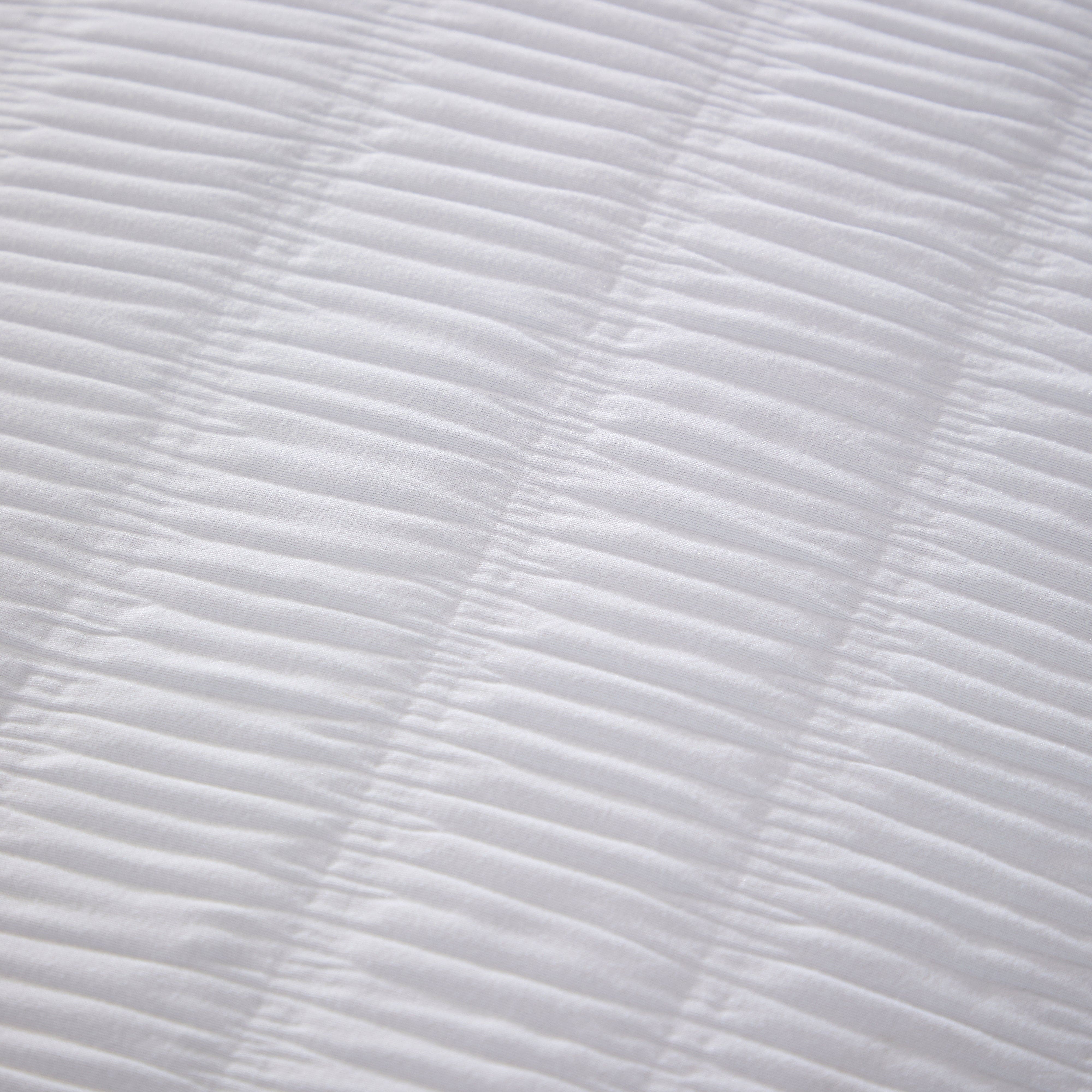 OLIVIA ROCCO Belgravia White Microfibre Duvet Cover Set With Pillowcases Soft Easy Care Modern Minimalist Bedding Machine Washable All Season