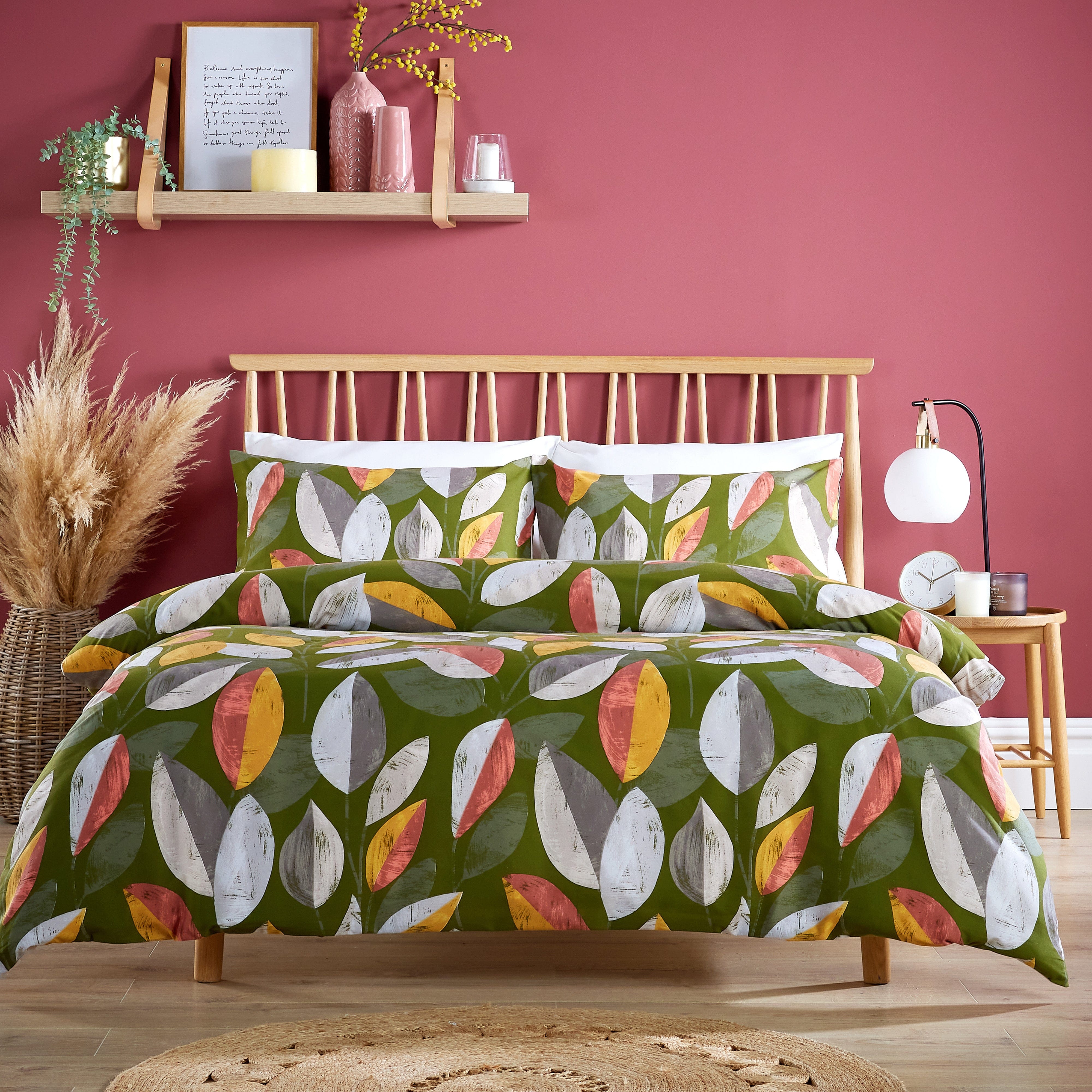 OLIVIA ROCCO Bodenham Leaf Print Duvet Cover Set, Cotton Polyester Blend, Fade and Shrink Resistant, Quilt Cover and Pillowcases, Single to King