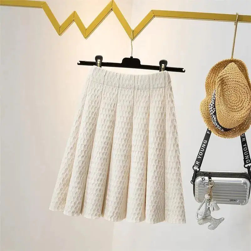 High Waist Knitted Skirt for Women – Luxurious Comfort and Timeless Elegance