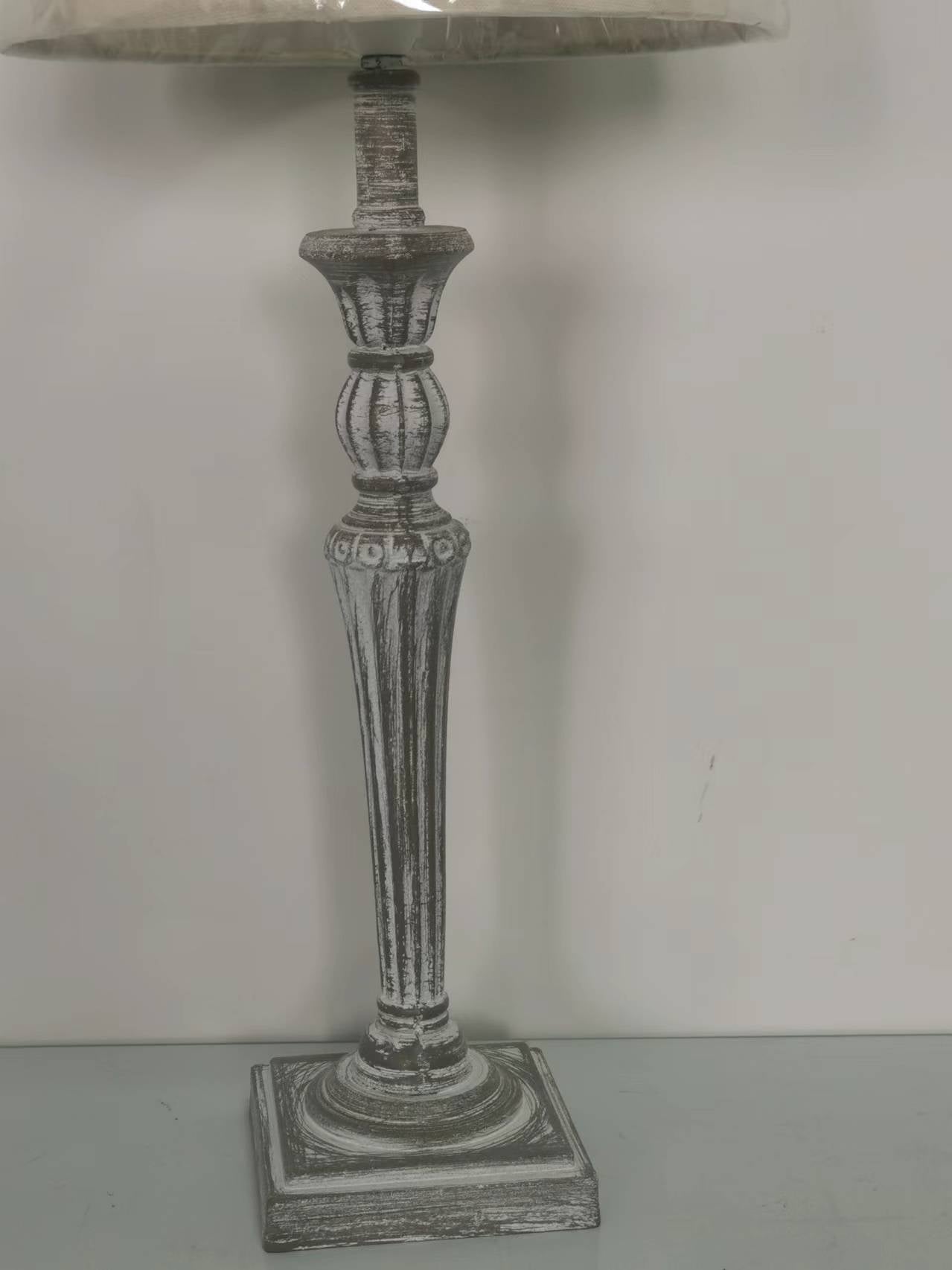 58CM LAMP AND SHADE