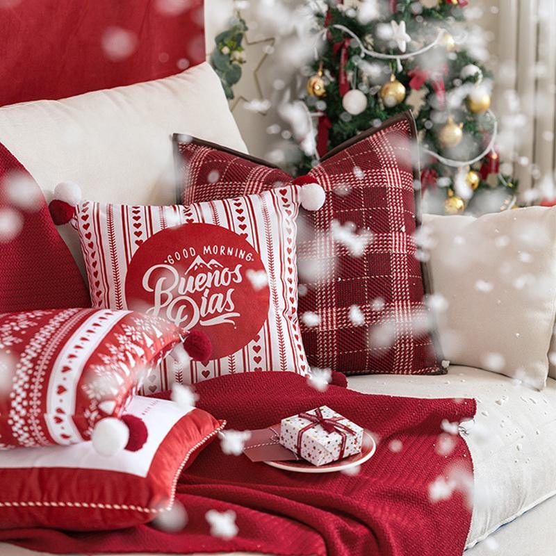 CH12 Set Of Four Cushions, Christmas Pattern