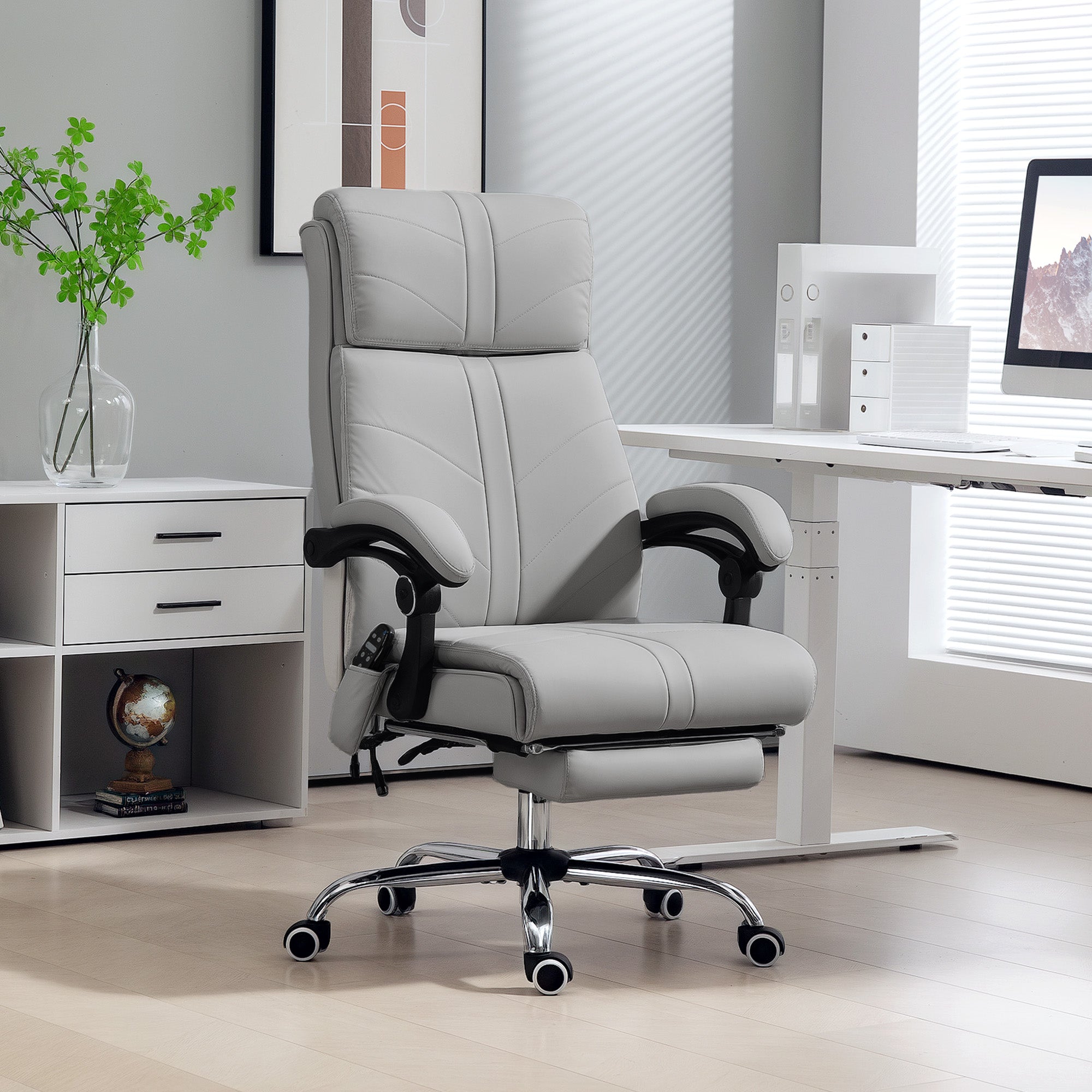 Vinsetto PU Vibration Massage Office Chair with Heat, Footrest, Light Grey