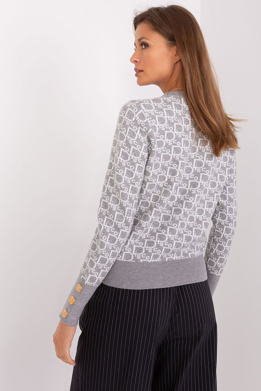 Elegant Long Sleeve Jumper with Decorative Cuffs and Distinctive Print - Classic Round Neck Sweater