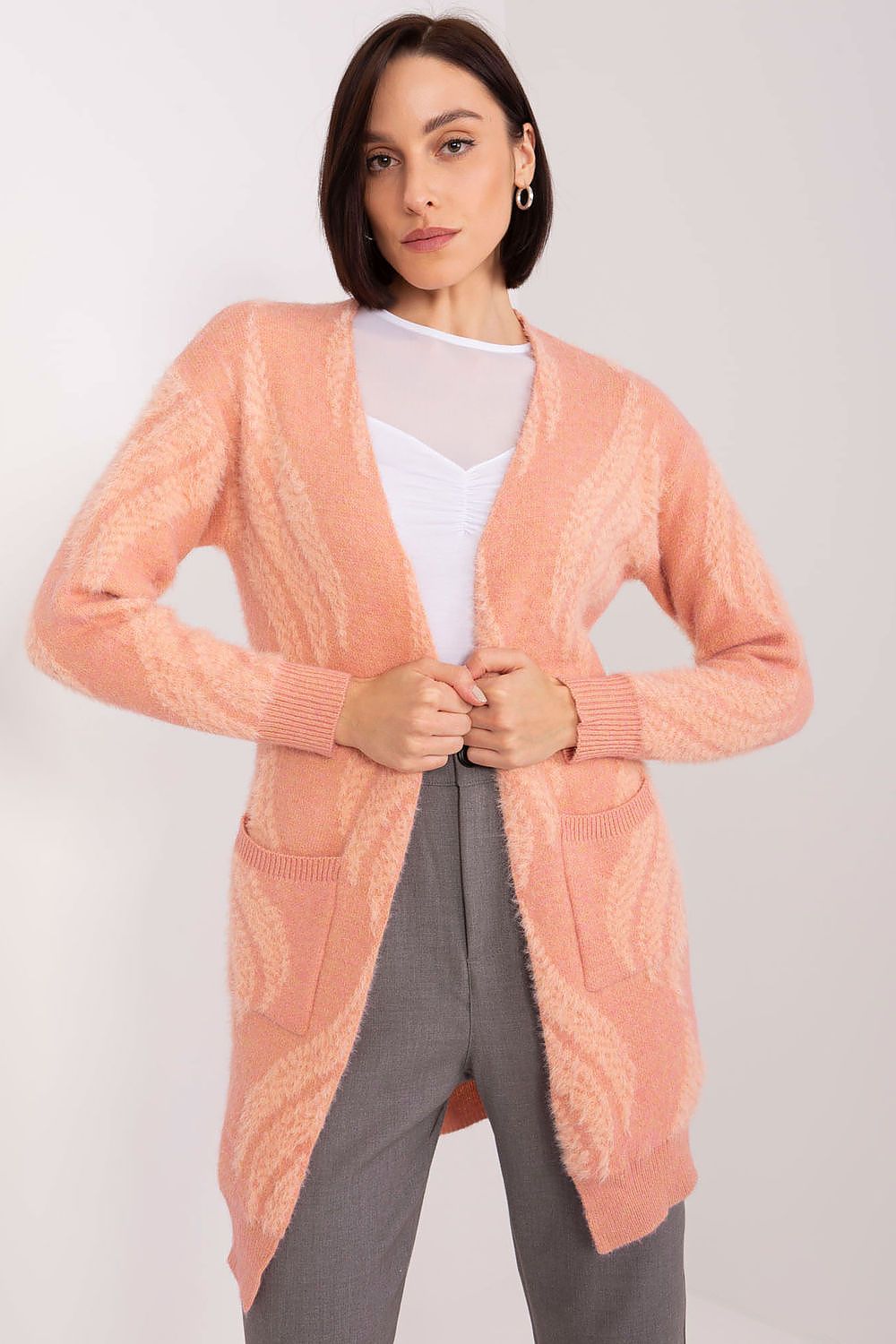 Luxurious Long Sleeve Bedspread Cardigan with Pockets in Variegated Fabric for Everyday Comfort