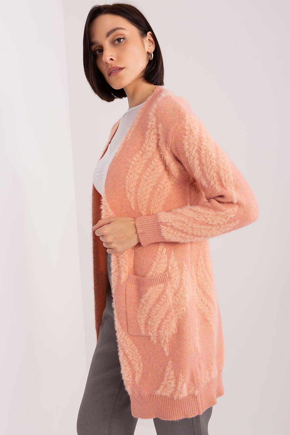 Luxurious Long Sleeve Bedspread Cardigan with Pockets in Variegated Fabric for Everyday Comfort