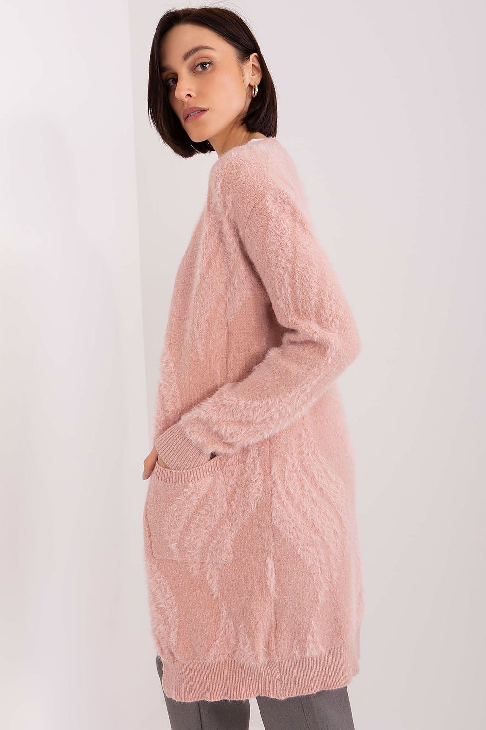 Luxurious Long Sleeve Bedspread Cardigan with Pockets in Variegated Fabric for Everyday Comfort