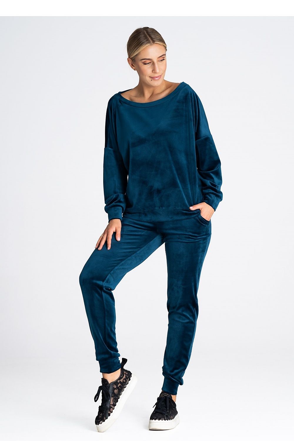 Luxury Velour Tracksuit Trousers with Elastic Waistband and Pockets by Figl