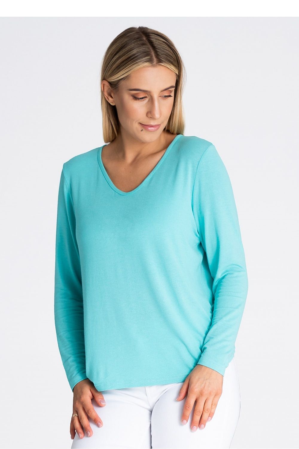 Elegant Figl Blouse with V-Neckline and Long Sleeves - Luxurious 94% Viscose Fabric