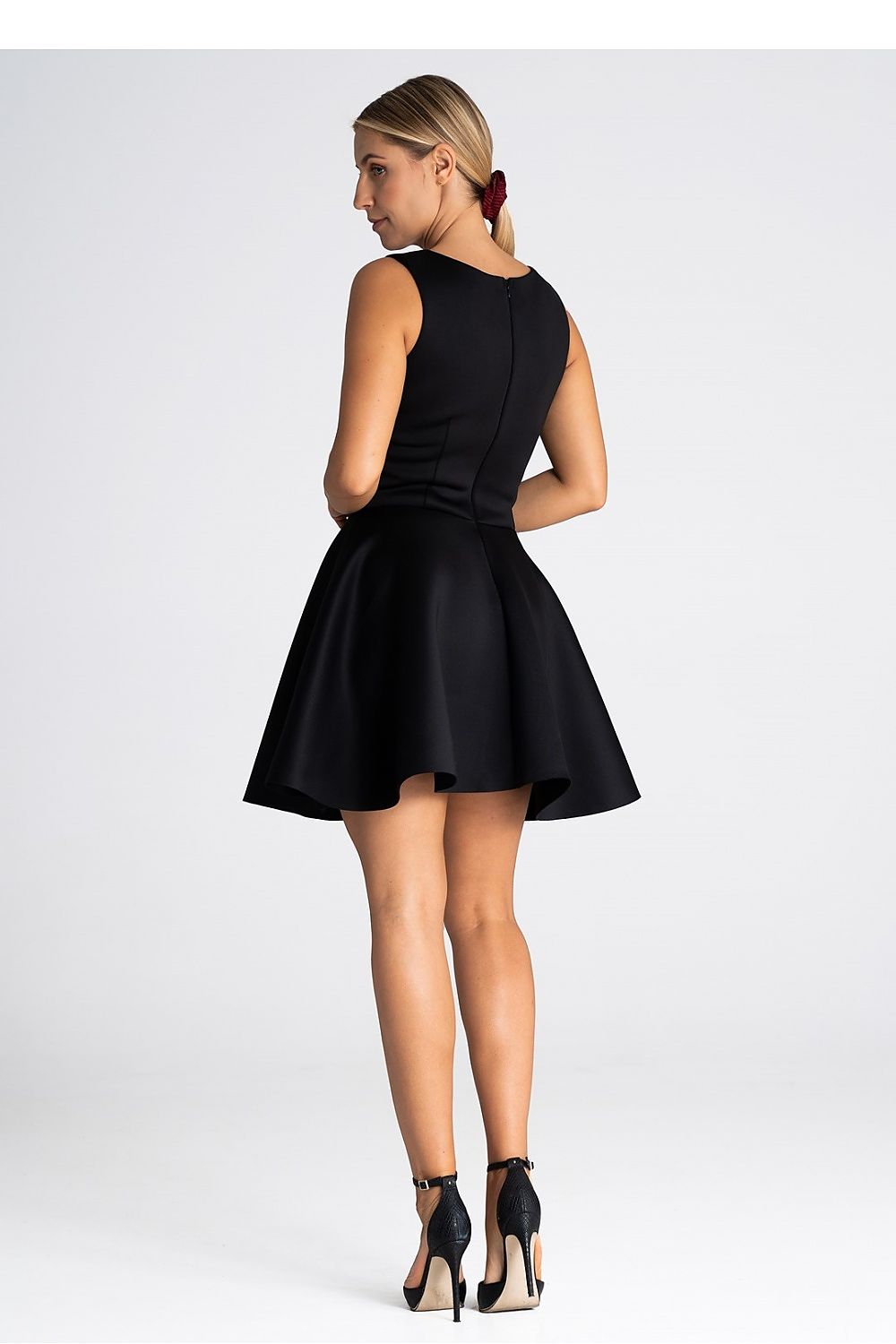 Elegant Figl Cocktail Dress with Fitted Top, Transparent Neckline and Flared Skirt