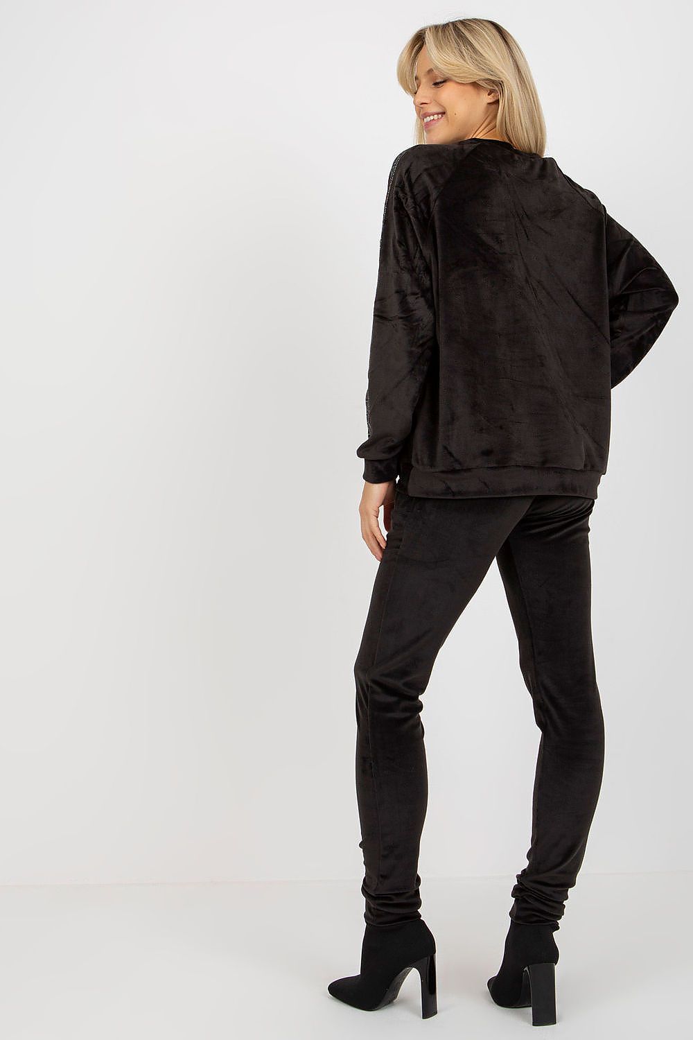 Elegant Velour Set with Rhinestone Sleeves, Blouse and Long Pants for Sophisticated Style