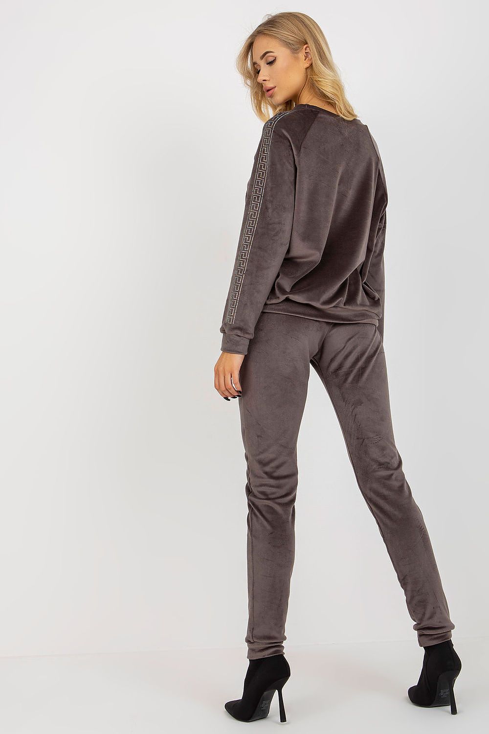 Elegant Velour Set with Rhinestone Sleeves, Blouse and Long Pants for Sophisticated Style