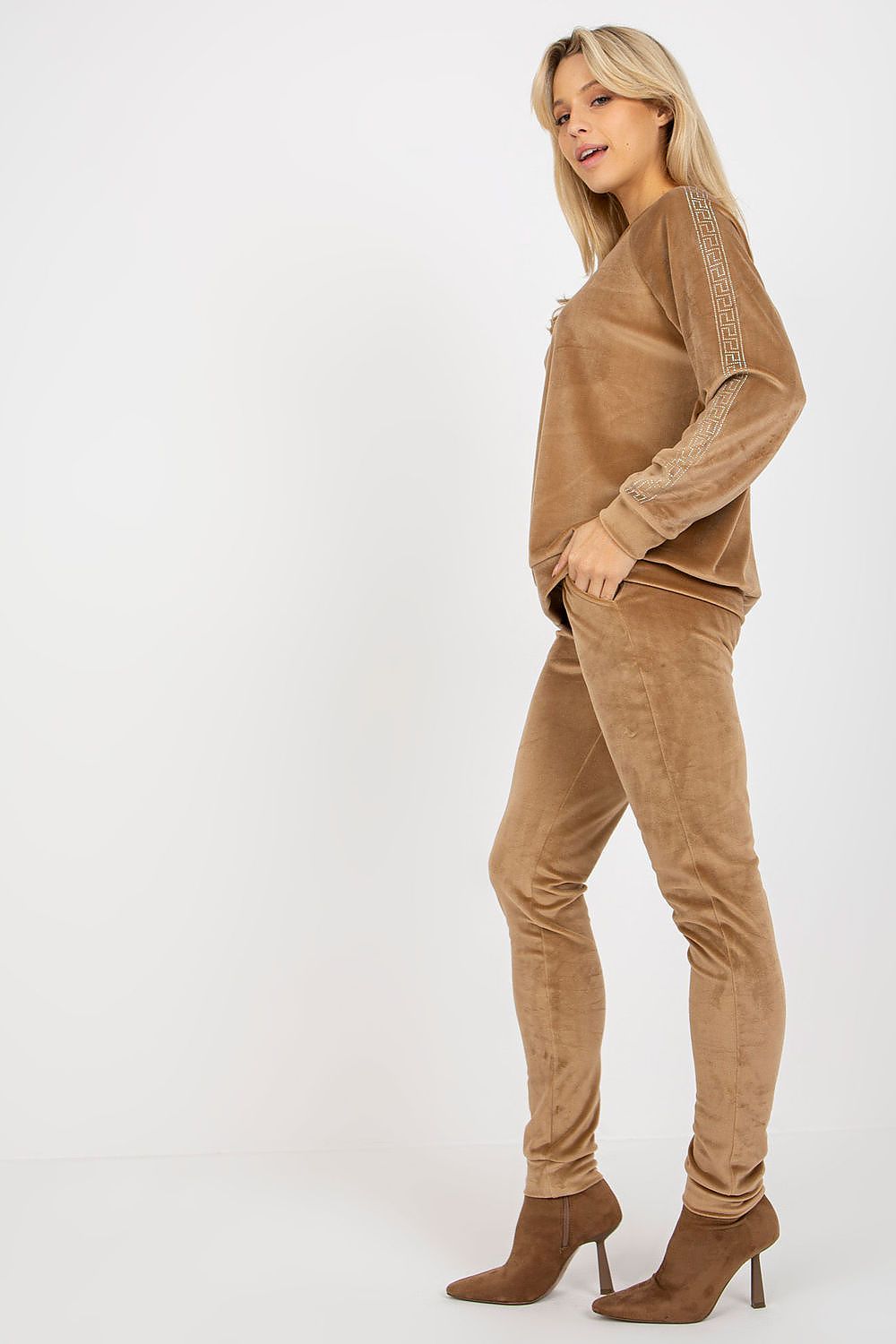 Elegant Velour Set with Rhinestone Sleeves, Blouse and Long Pants for Sophisticated Style