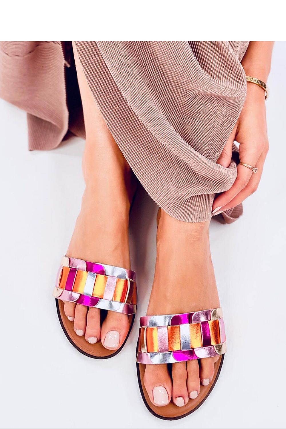 Women's Inello Braided Strap Flip-Flops in Eco-Friendly Leather – Summer Classic Footwear